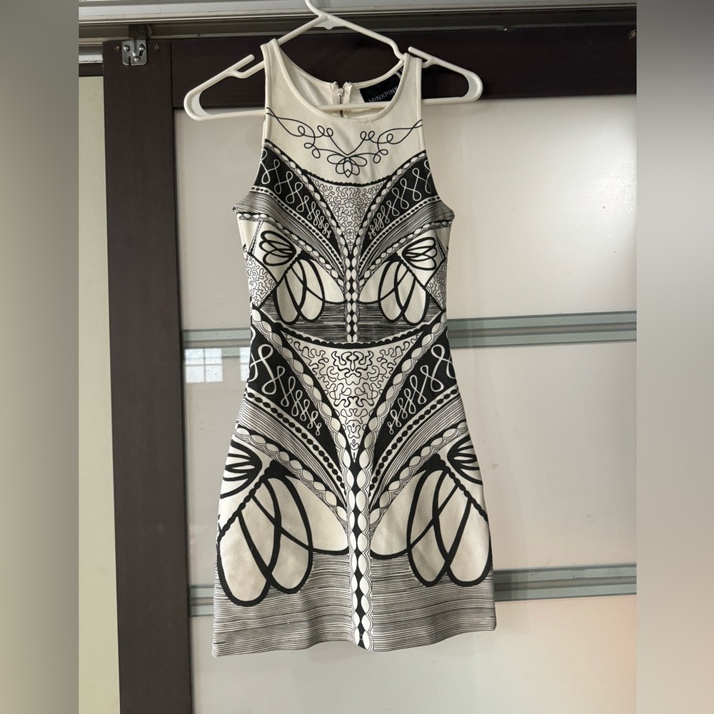 Minkpink Sleeveless Bodycon Dress